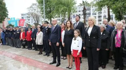 Başkanlık Koltuğu Minik Defne’ye Emanet