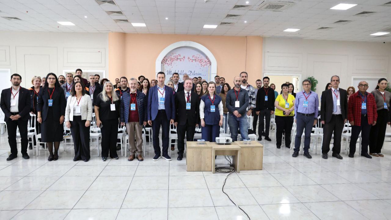 Bayraklı Geleceğini Planlıyor