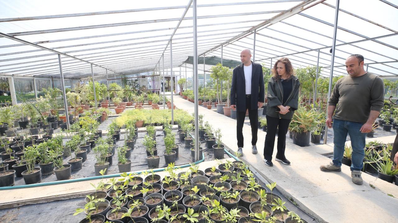 Binlerce Çiçek Kentle Buluşuyor!