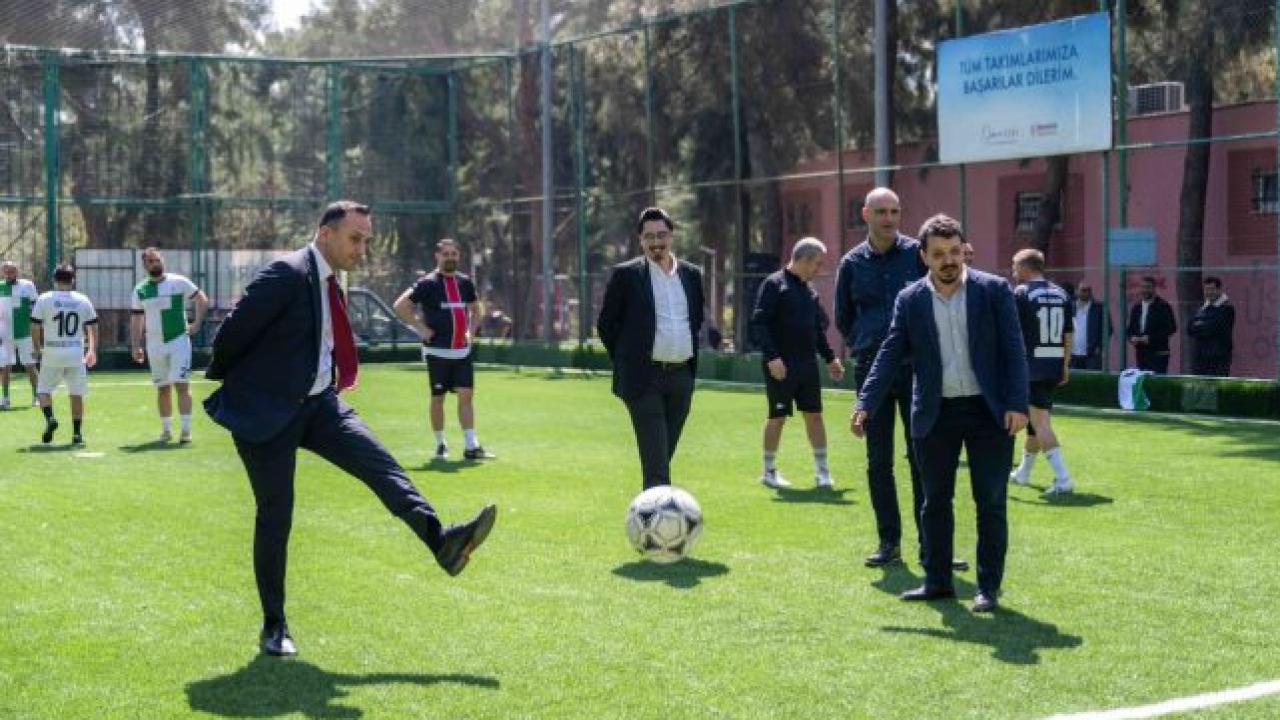 Bornova’da Sahaya Dostluk İndi!