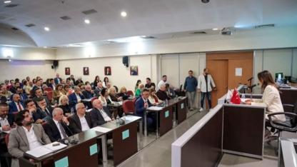 CHP Karşıyaka’da Çatlak Derinleşiyor