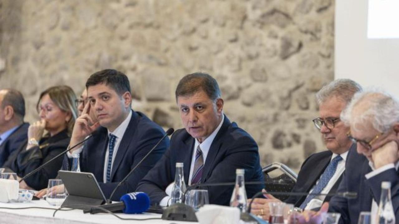 “Enerji Güvenliği İçin Şehirler Kendi Sistemini Kurmalı!”