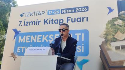 İzmir Kitap Fuarı’nda Yapay Zeka ve Çocuk Edebiyatı Mercek Altına Alındı