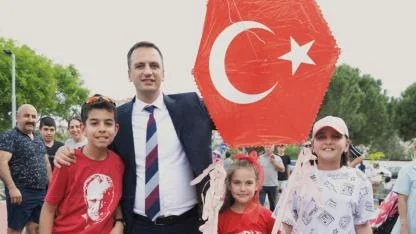 İzmir’de Gökyüzü Renkleniyor!