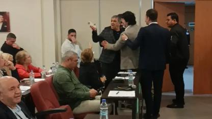 Karşıyaka Meclisi’nde Skandal Anlar