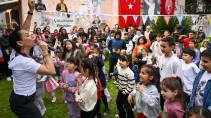 Sayra & Çınar’ın Adı Gülüşlerle Yaşıyor