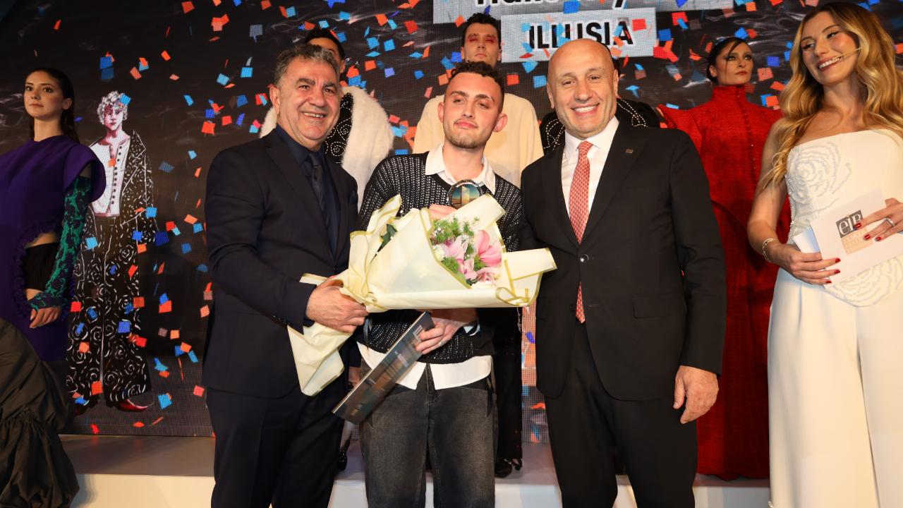 Türk Modasında Yeni Yıldızlar Parlıyor