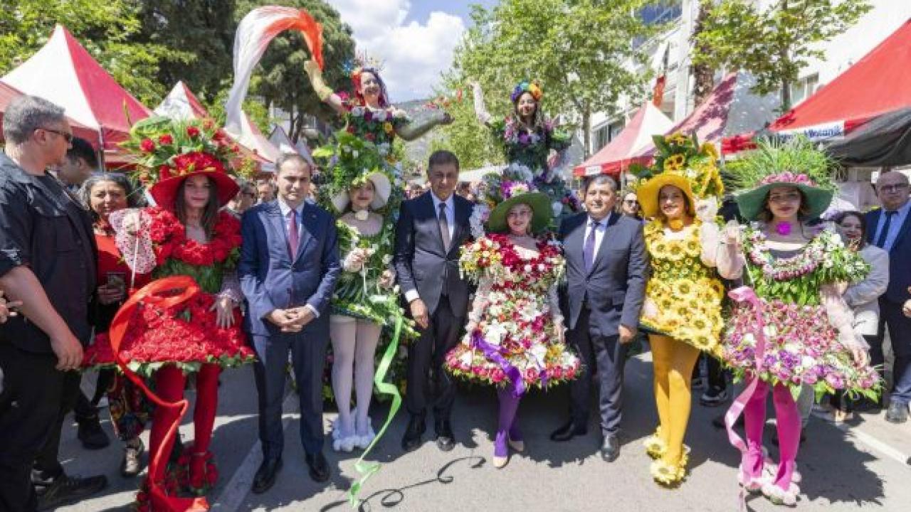 Bayındır’da Çiçek Festivali Coşkusu Başladı