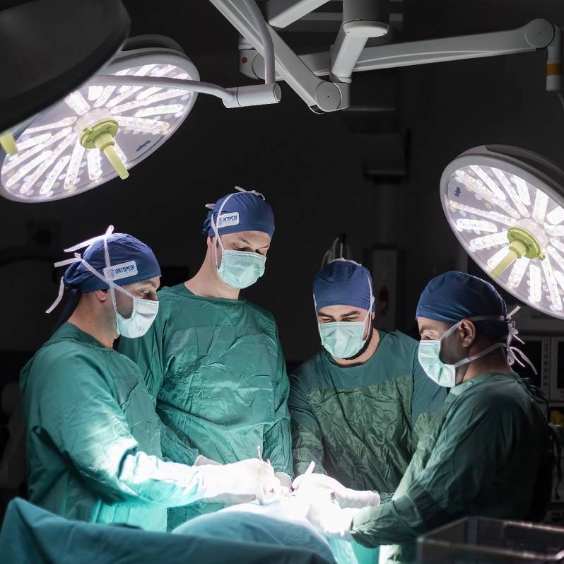 Ortopedi Nedir? Uzmanlık Alanları, Tedavi Yöntemleri ve İstanbul’da En İyi Ortopedi Doktorları