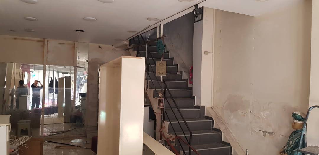 Kemeraltı’nın sembol esnafı Cemre Sünnet Mağazası kepenk kapattı