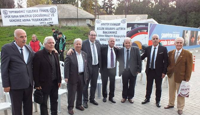 EGESPOR’a Amatör Spora Katkı Plaketi