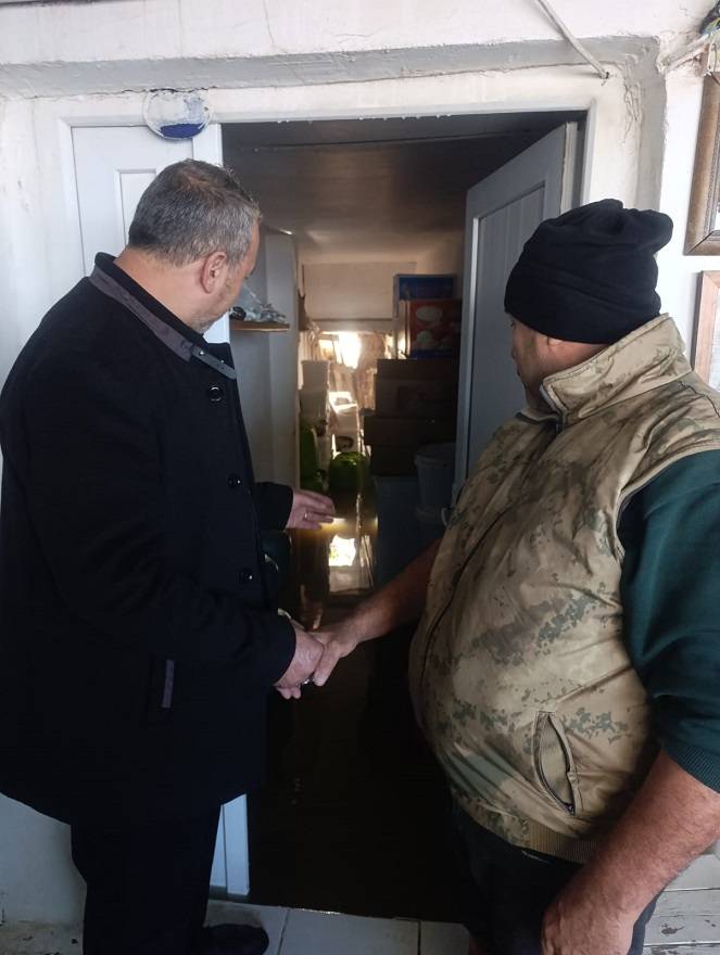 AK Parti’den Foça Belediyesine Tepki