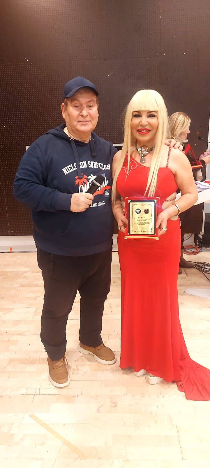 Dj Eva Başak Altın Sanat Ödülleri’ne Damga Vurdu