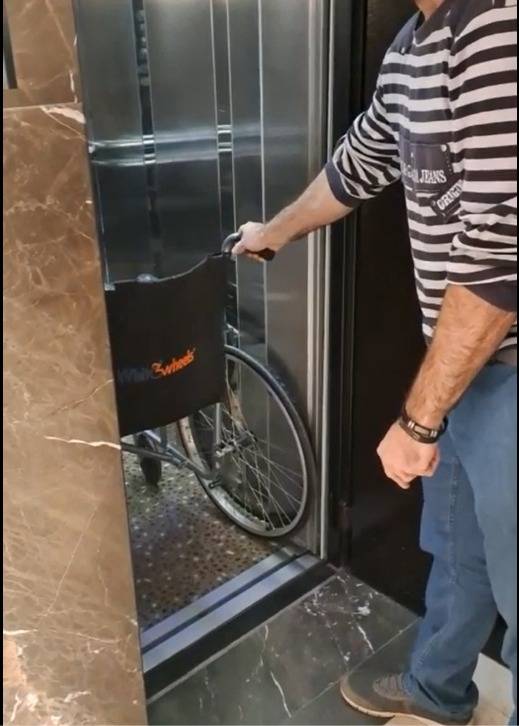 Asansör Yönetmeliği Engellileri Eve Hapsetti