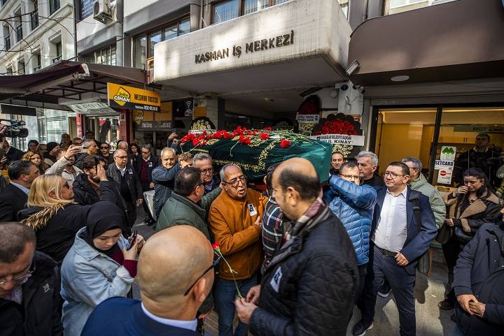 Genç Gazeteciye Veda