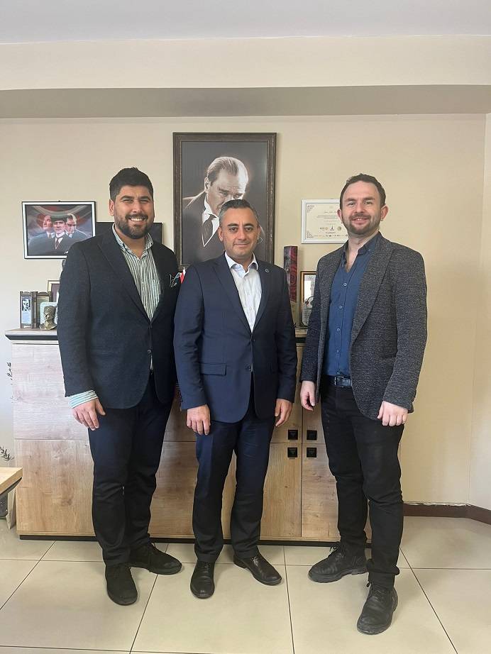 Gençlerden “sanal belediye” modeli