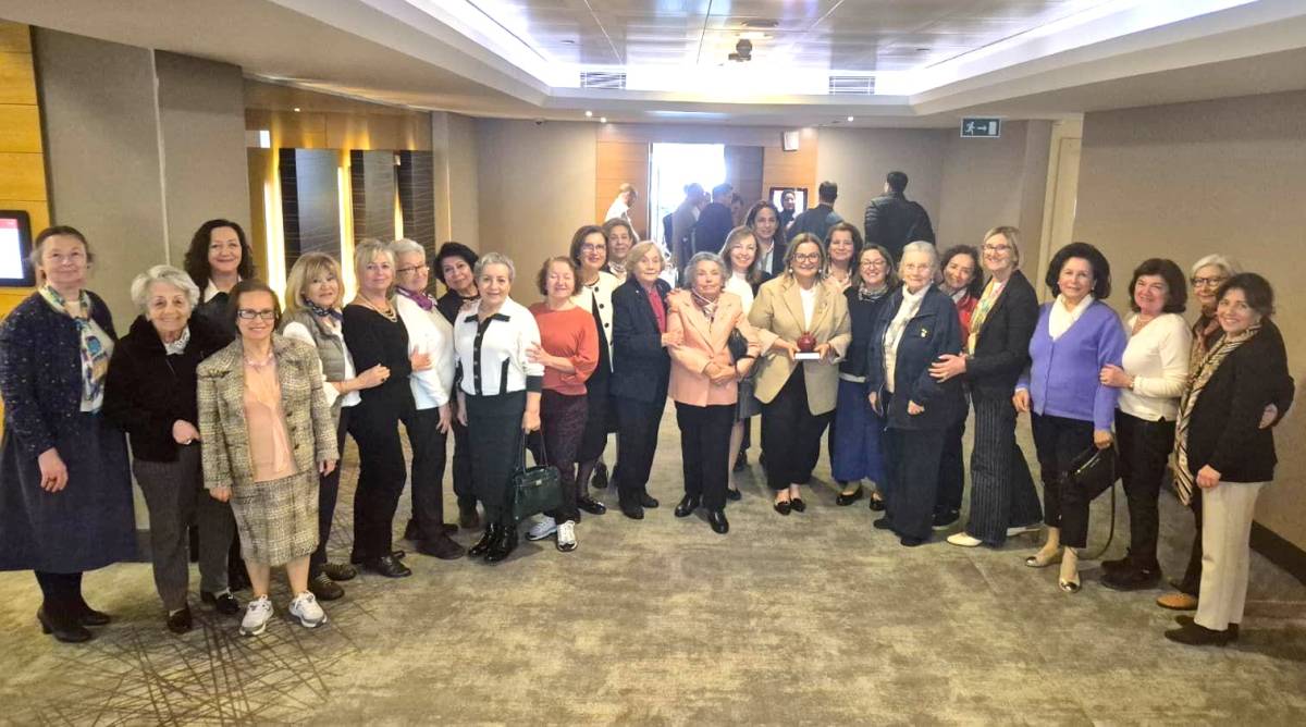 TÜKD İzmir’den Duygu Dolu Gece: