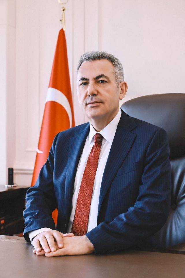 İzmir 23 Nisan’a Kilitlendi!