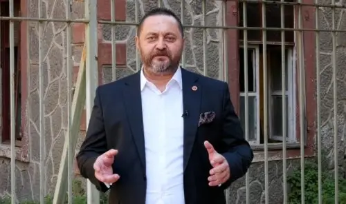 Karşıyaka'da Atama ve Yetki Krizi Derinleşiyor