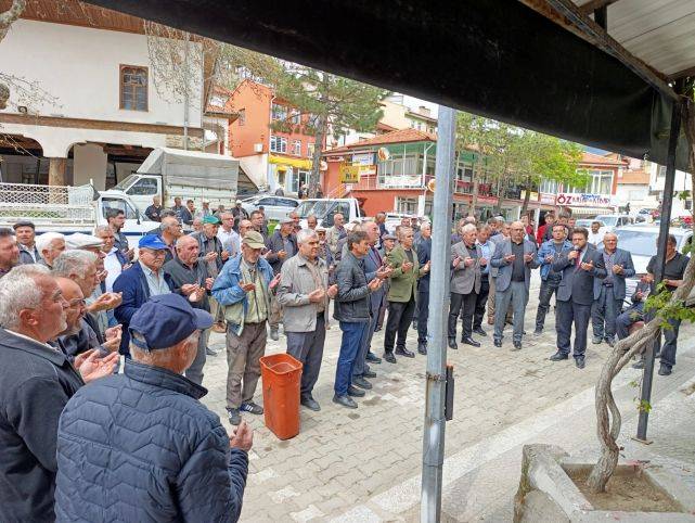 Odun Ateşinde Döner Büyük İlgi Gördü