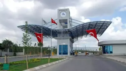 DEÜ Buca Erkek Yurdu Yıl Kapalı